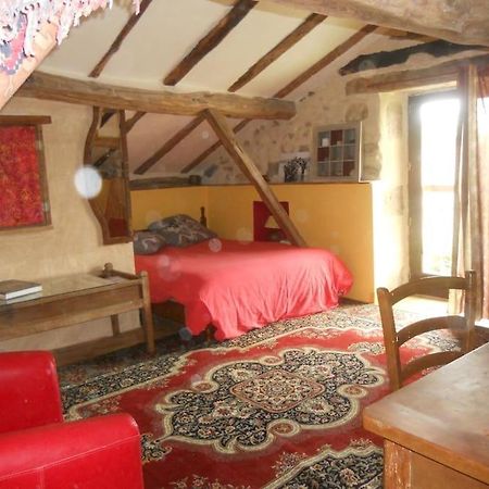 Joli Bois Bed & Breakfast Montrollet Luaran gambar