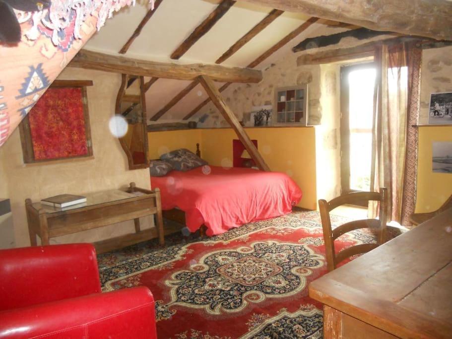 Joli Bois Bed & Breakfast Montrollet Luaran gambar